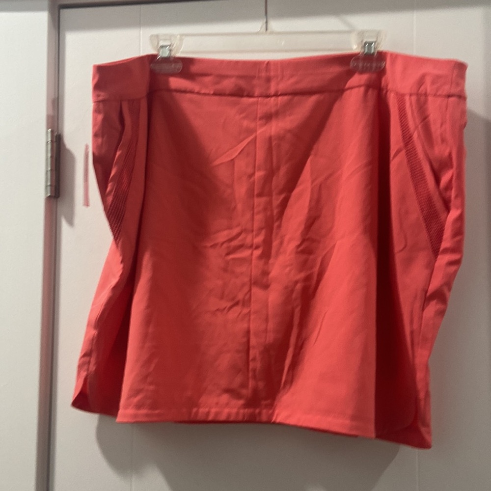 Sunday NWT 1X coloral active wear skort skirt with shorts 💕 NWT from Dressbarn